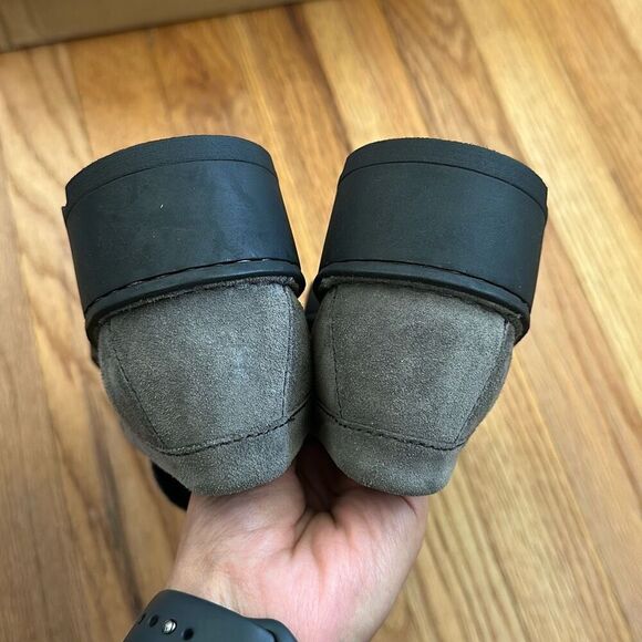 Born Teramo Dark Grey Suede Loafers Women’s Size 9 NIB - Picture 7 of 10
